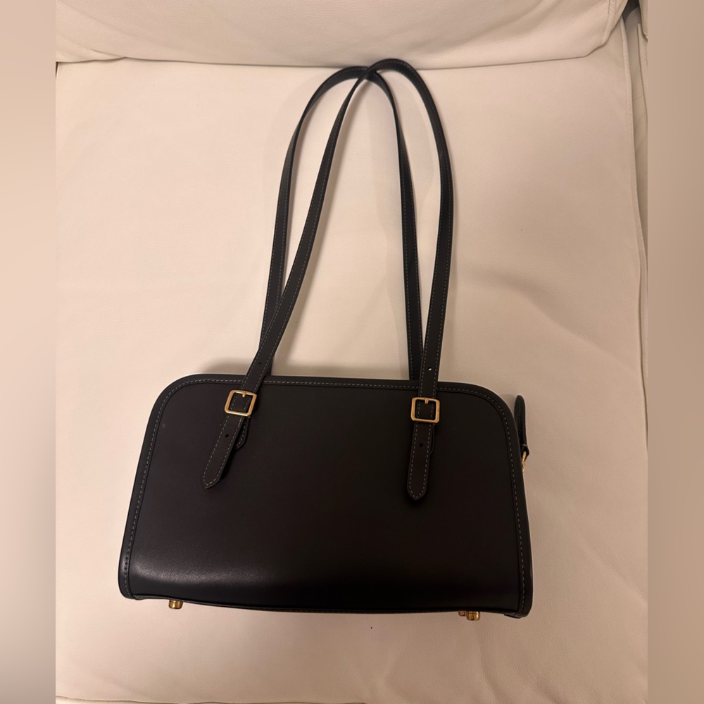 Coach Swing Zip